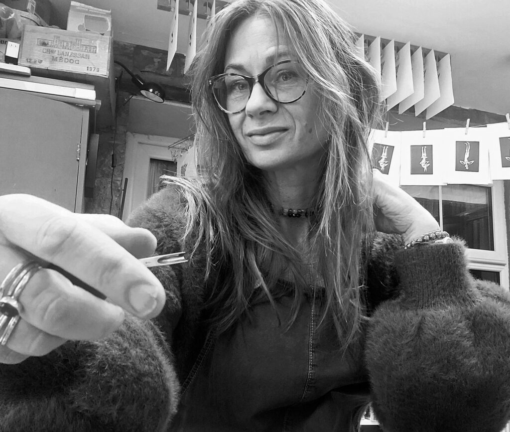 Polly Marix Evans at work